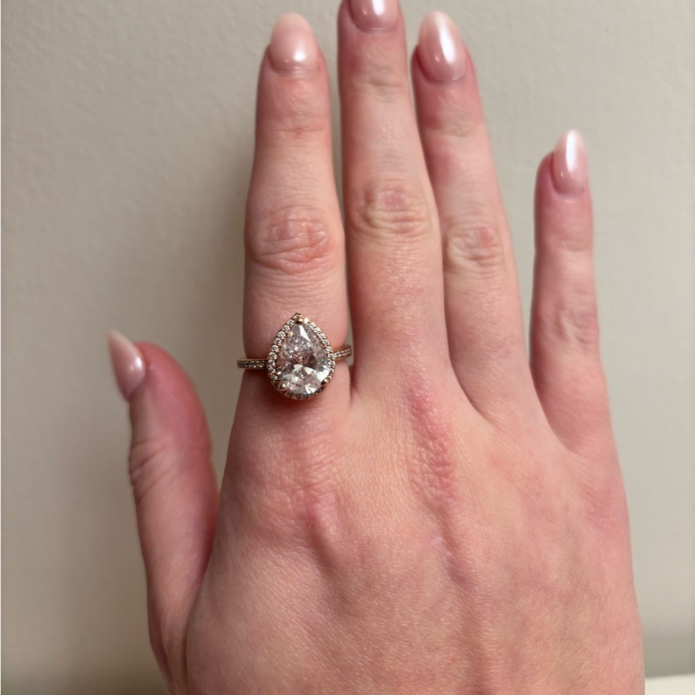 Pandora rose gold teardrop ring
